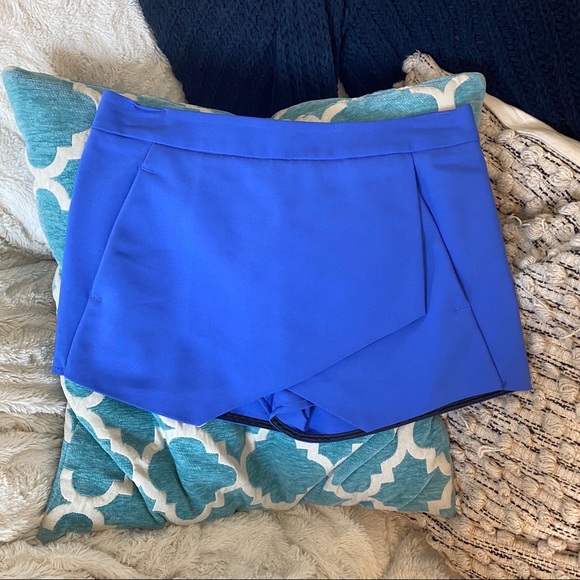 NWT! express skort | 00 - Picture 4 of 6